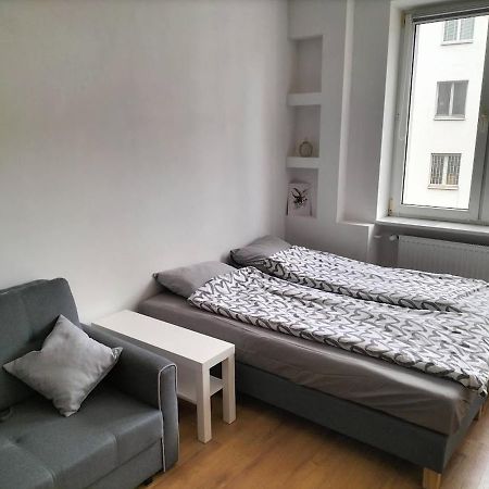 Apartament 2-3 Os Angorska Przy Stadionie Narodowym Varsó Kültér fotó